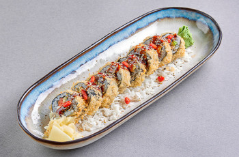 Ролл Лосось-авокадо темпура 8 шт